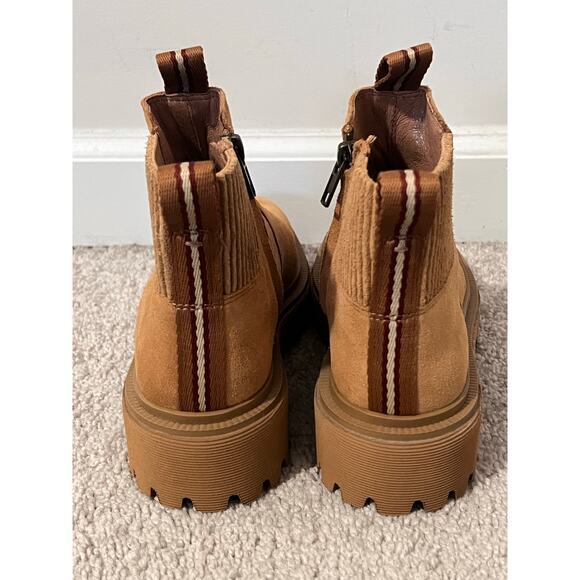 Madewell The Henry Suede Pull On Lugsole Ankle Boot Distant Sand Women's Size 6 - Picture 8 of 10